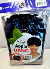 SHAKE-N-GO Freetress Equal Apple Bang Black 1 Curley w Clips