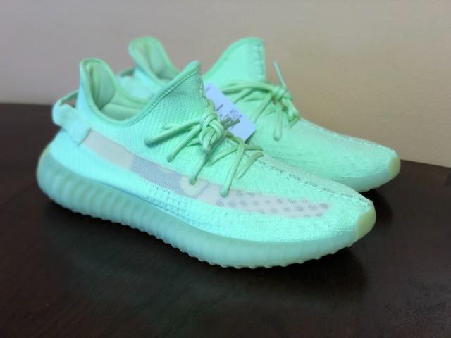 yeezy boost 350 v2 clay grade school