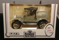 ERTL Agway 1918 Ford Runabout 1/25 Scale Barrel Truck Bank Die Cast Metal New