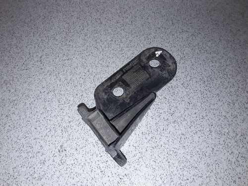 BMW 3 Coupe E36 Stoßstangenhalter vorne rechts 8122578 2.50 Petrol 33749010