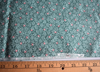 TINY FLOWER PRINT ON GREEN   100% COTTON FABRIC 18X43 INCHES