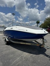 2012 Seadoo Challenger  Sea Doo 180 JET BOAT New Motor Engine Low Hours On Boat