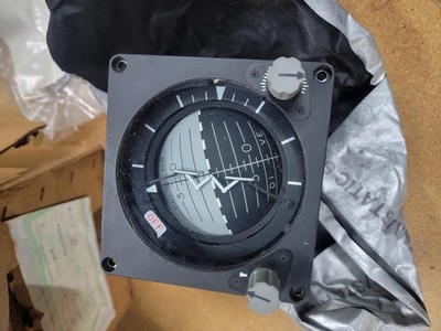 BVR 85374 277700  Indicator Attitude Remote 6610-01-194-8659 UH-1 Series Huey