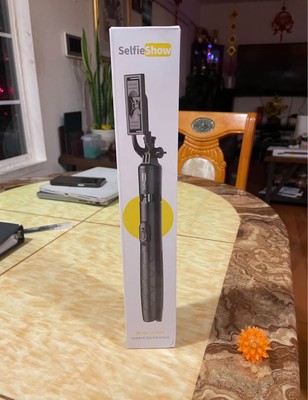 Selfie Show: Stable Selfie Stick
