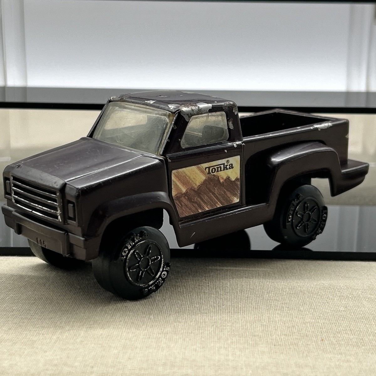 VTG Tonka Pick-Up Truck 1979 Metal & Plastic Dark Brown Mountains