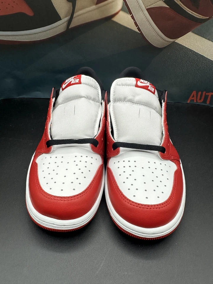 Talla 11 - Air Jordan 1 Retro OG 2025 Low Chicago Foto 2 de 4