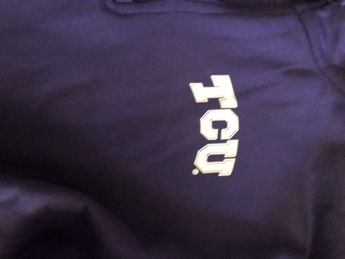 Nike Boys Purple Pullover Boys Medium 1/4 Zip - Picture 2 of 5