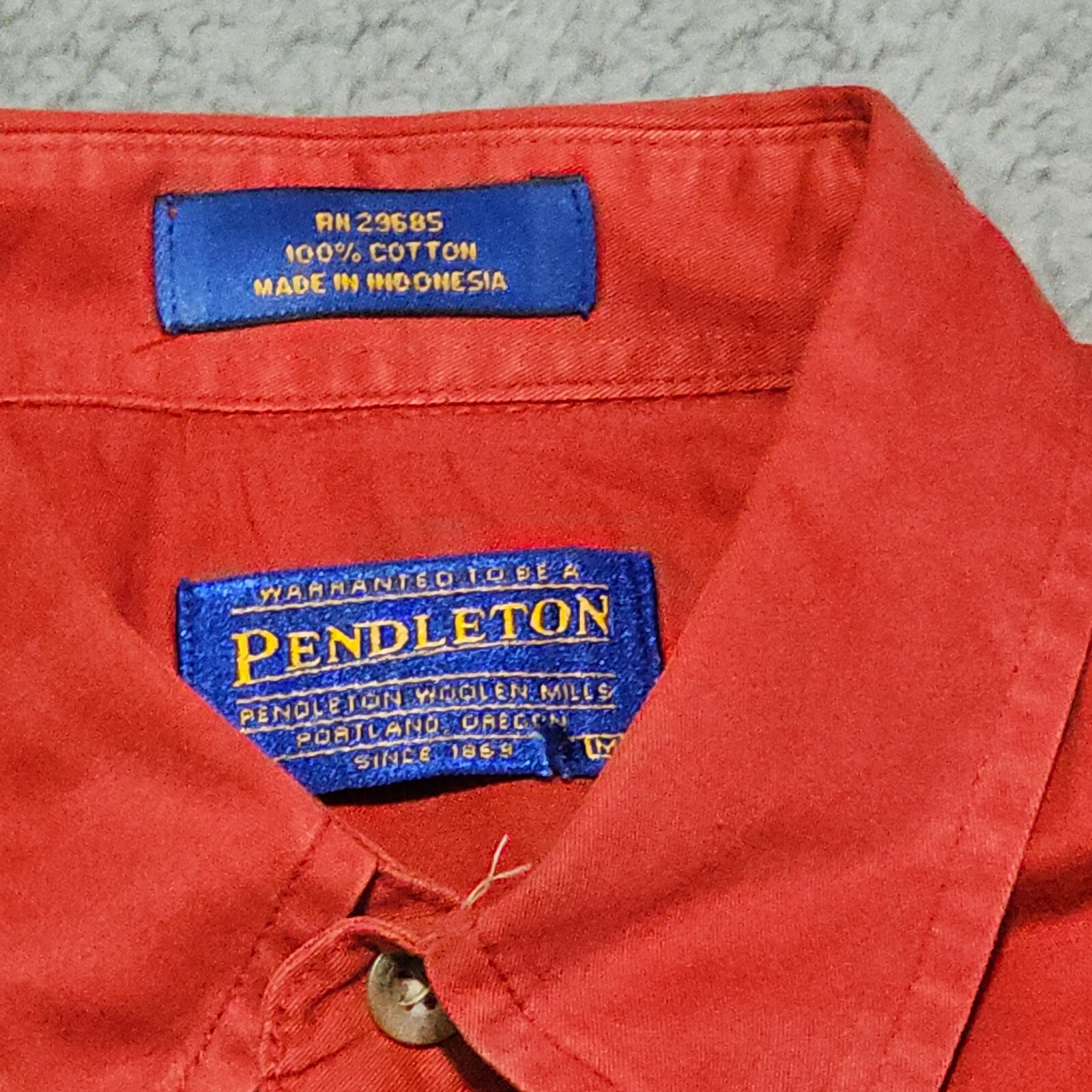 Pendleton Medium Hiker Solid Red Barn Shirt 100% … - image 4