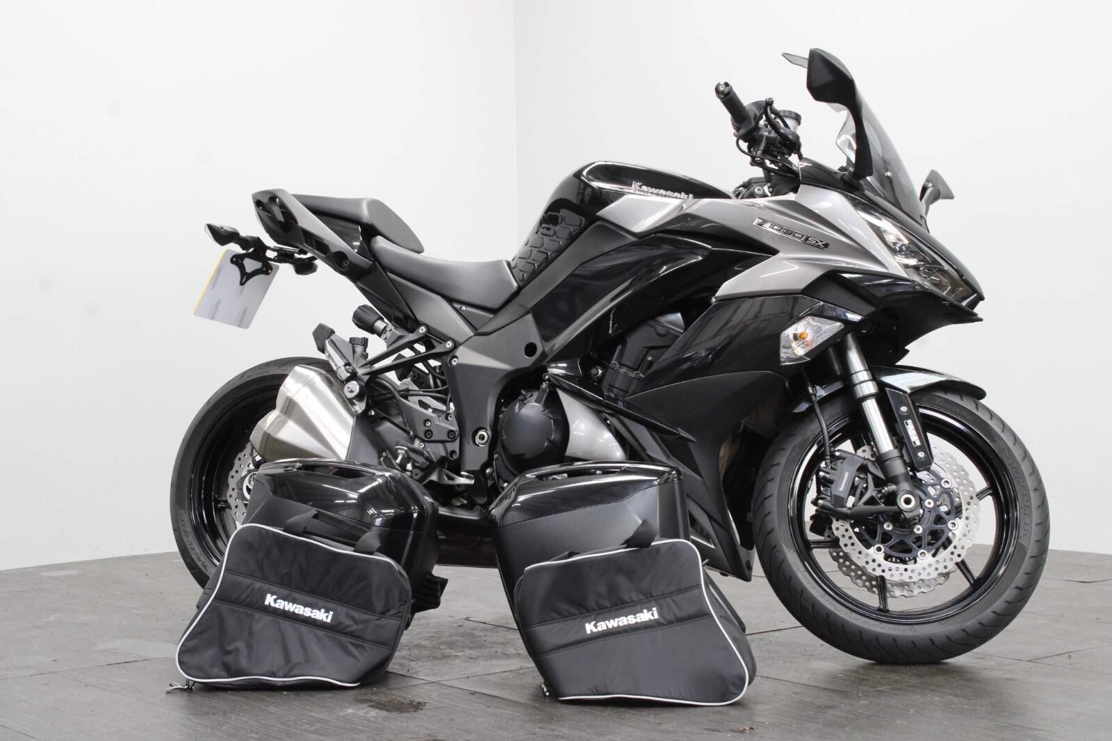 2017 / 17 Kawasaki Z1000SX ABS 8k miles, Full Luggage Tourer, Serviced