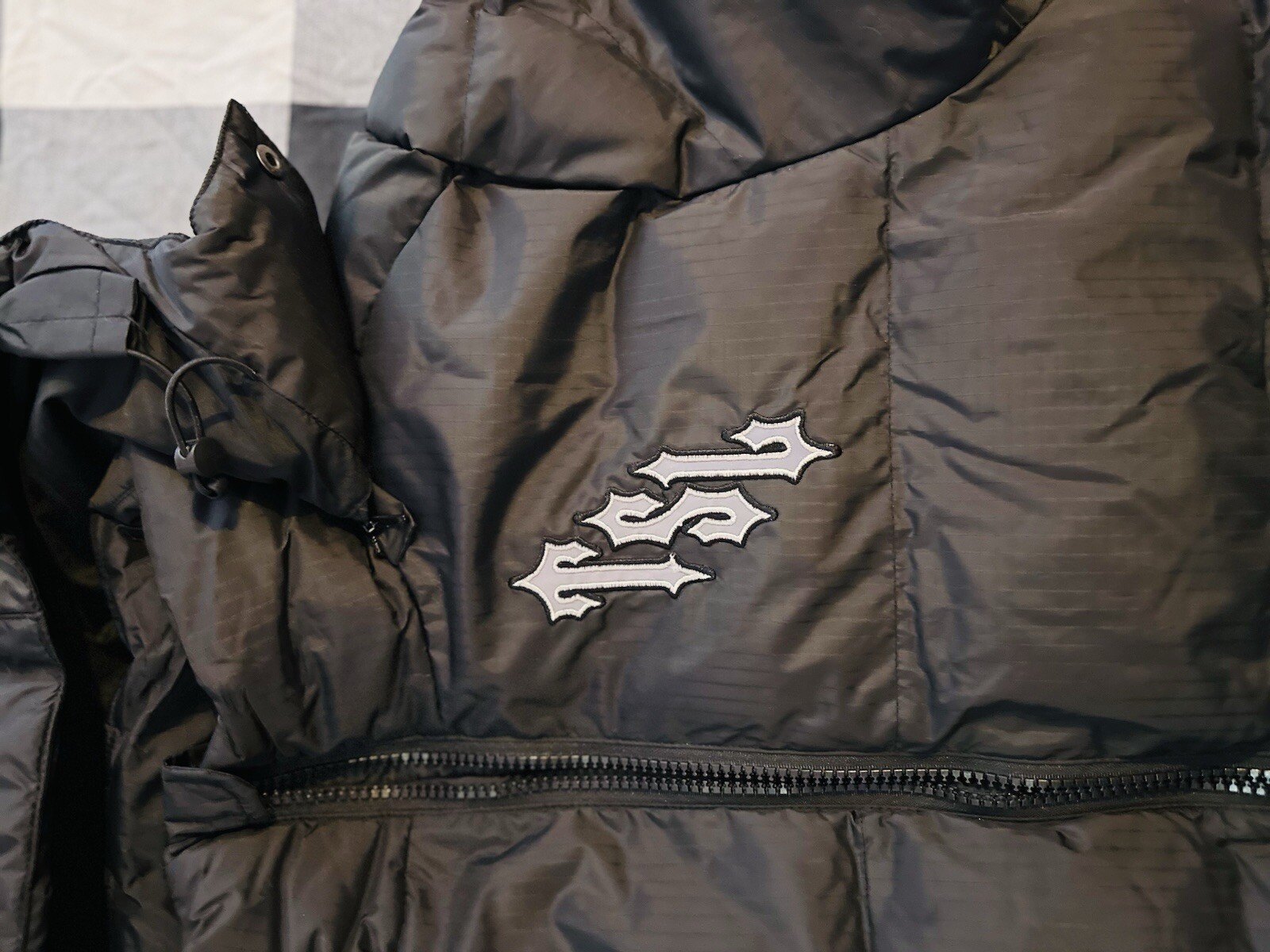 trapstar london shooters jacket, Black, Size Small, Brand new image 5