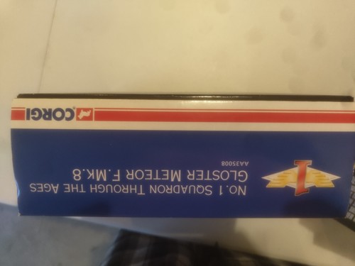 Corgi 1:72 Gloster Meteor F.Mk.8 WE947:L N°1 Squadron RAF Tangmere 51 Neuf - Photo 4 sur 4