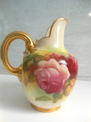Royal Worcester Flachboden Krug handbemalt mit Rosen & Vergoldung signiert M Jagd
