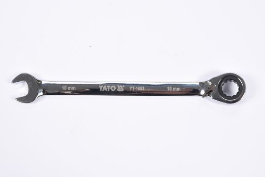 Clé à cliquet Yato 10 mm pour débloquer les écrous grippés sans abîmer les têtes de vis