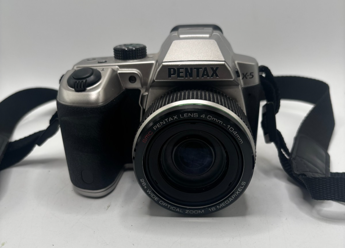 Pentax X-5 SR 2012 Digital Camera 16 MP 26x Optical Zoom Silver