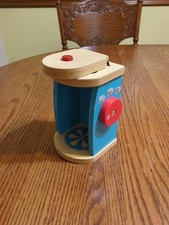 Melissa  Doug Brew  Serve Wooden Replacement Coffee Maker. Coffee Maker Only