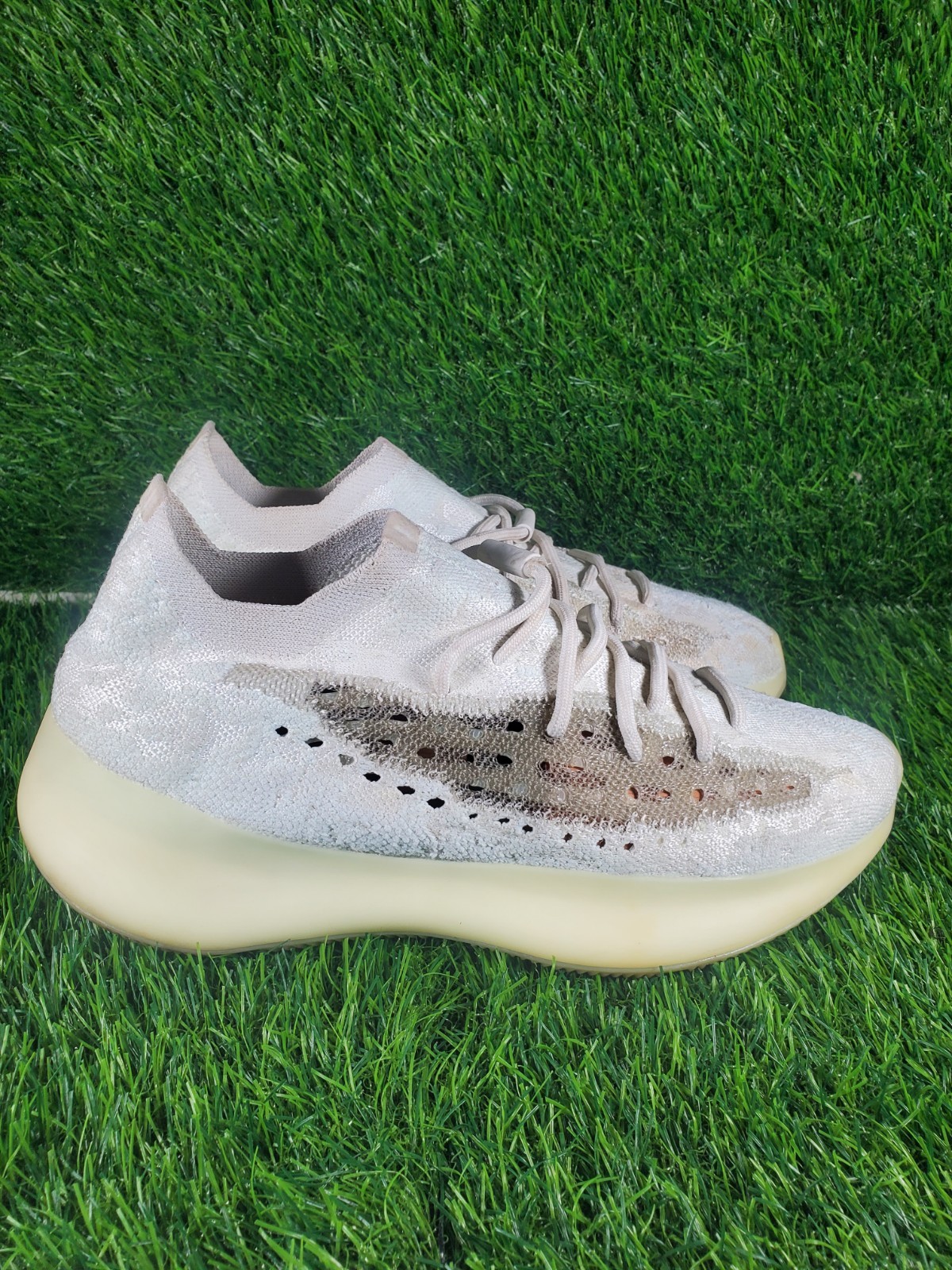 Size 9 - adidas Men's Yeezy Boost 380 Calcite Glow thumbnail 4