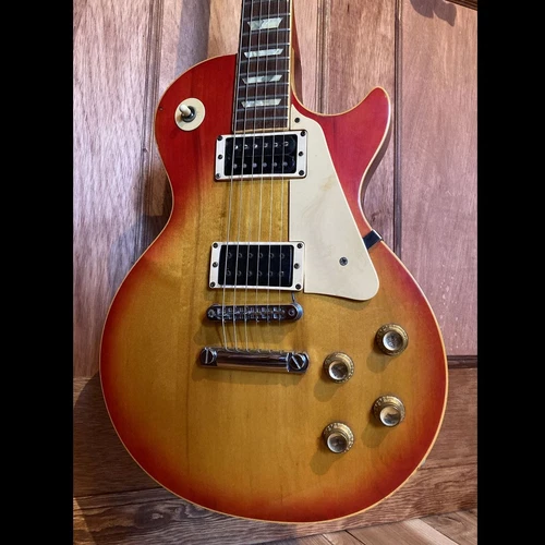Gibson Les Paul Standard (1977)