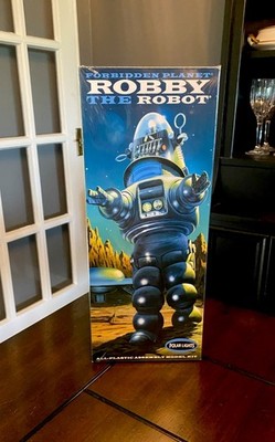 SEALED New Forbidden Planet Robby The Robot Polar Lights Model Toy Kit