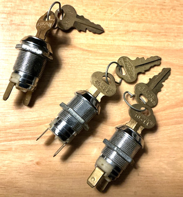 (Lot of 3) Chicago Lock  Switch Lock Keyed Alike # 40-11 AC/DC Usage NOS!
