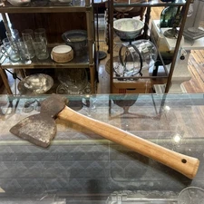 Vintage 4-1/2" Wide Single Bevel Broad Carpenter's Woodworking Hatchet Axe