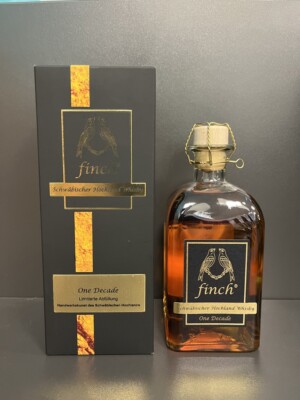 Finch - One Decade - Limitierte Abfüllung - 0,5l - 51% alc. Vol.