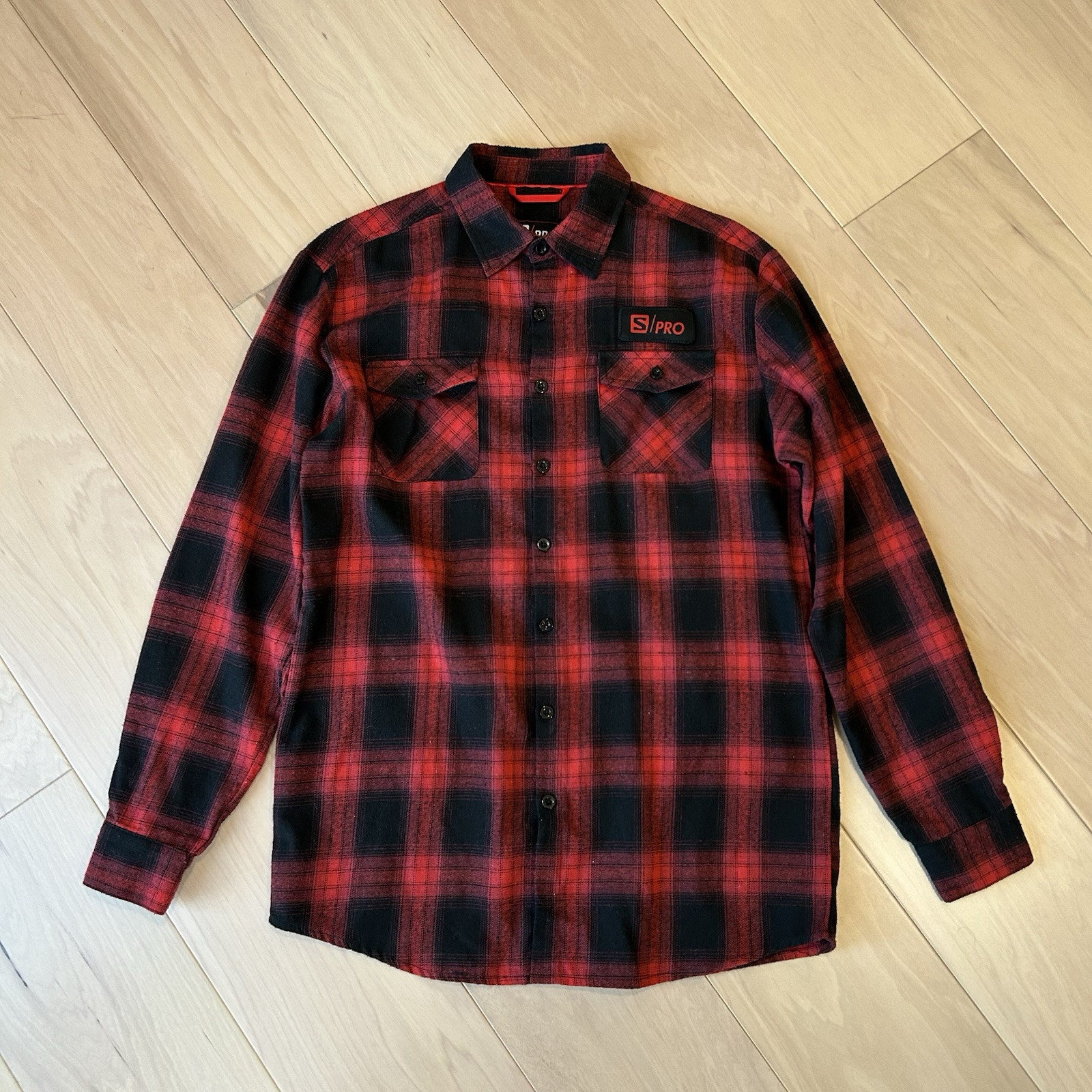 Camicia Salomon Pro in flanella rossa con bottoni manica lunga uomo media