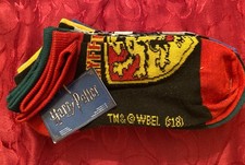 NEW PACKAGE OF 6 HARRY POTTER SOCKS House Shield Crest Women 4-10 Shoe No Show
