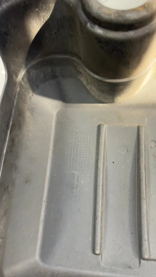 Cubierta del motor Buick Enclave 2008-13 3,6 L Foto 4 de 4