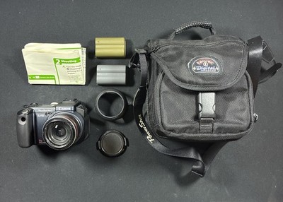 Canon PowerShot Pro1 Digital Camera 8.0MP Black - Comes With Bag
