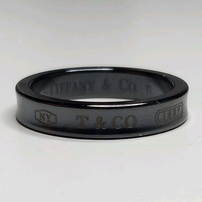 TIFFANY & CO SCHWARZ TITAN SCHMAL 1837 KONKAV 4 MM BANDRING GRÖSSE N1/2