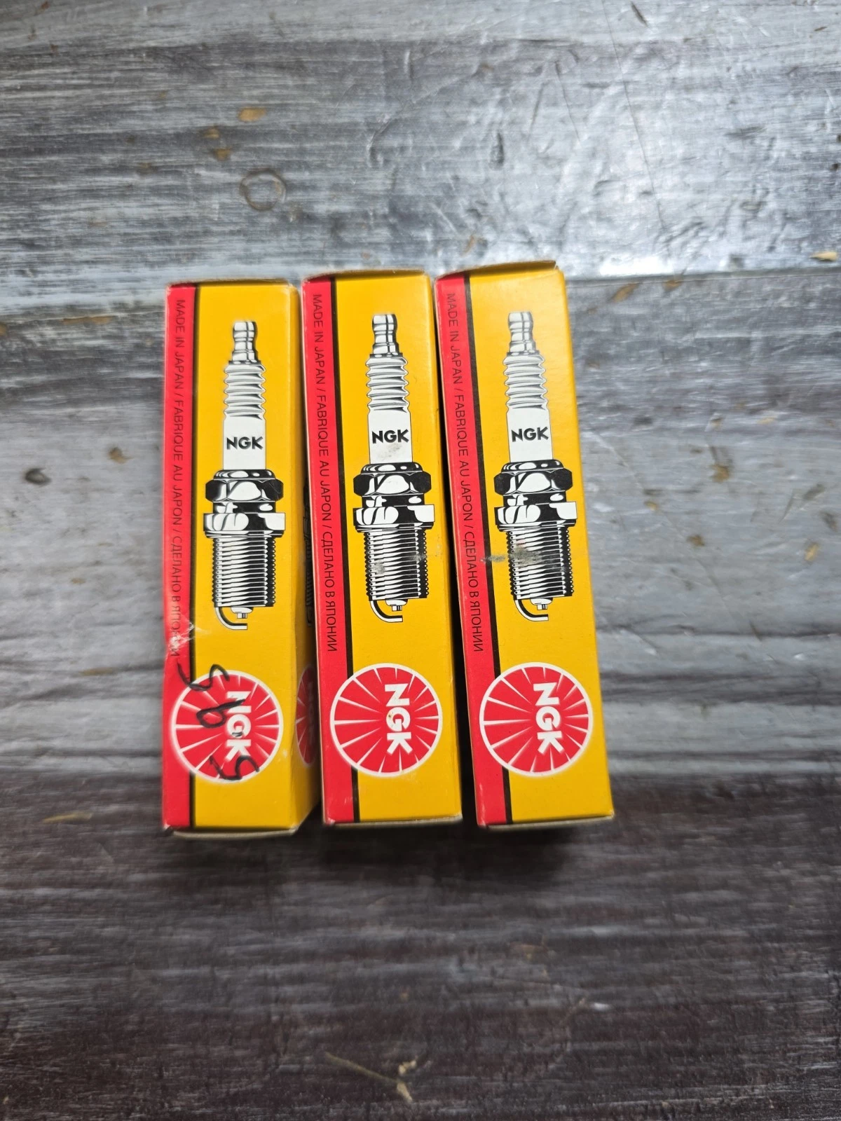 Set of 3 NGK Spark Plugs 4730 DPR8Z