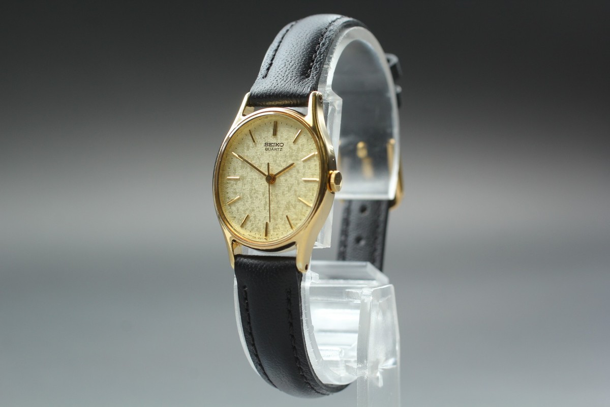 Vintage 1981 N MINT Seiko Socie 1421-5740 SGP Gold Oval Qz Womens