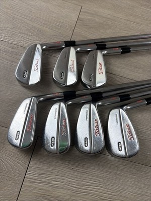 Titleist MB 710 Iron Set 4-9,Pw 7pc Flex Stiff Dynamic Gold Steel 