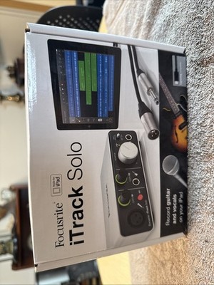 Focusrite ITRACK SOLO LIGHTNING USB Audio Recording Interface For iPad/Mac
