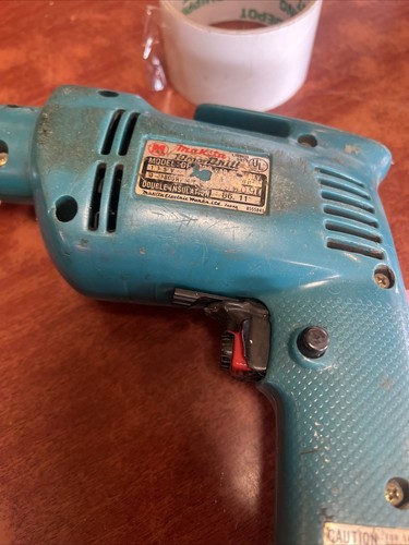 Makita Drill 10mm DP3720 Variable Speed Corded Drill - Picture 5 of 15