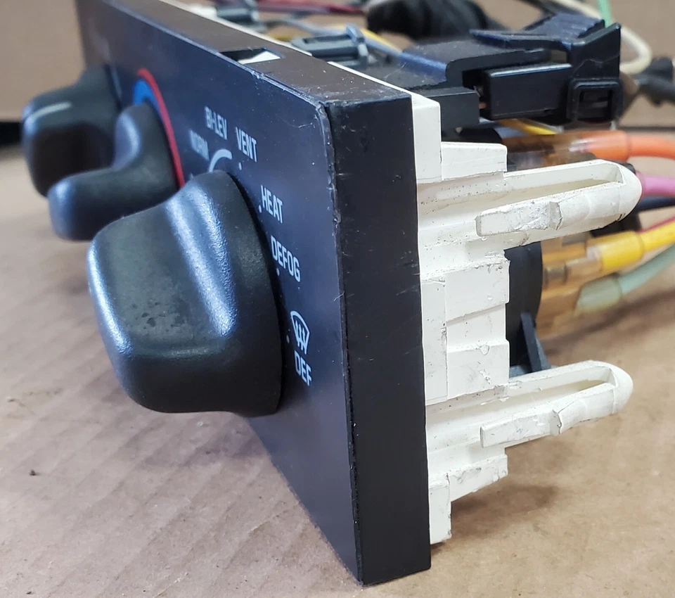 1996 1997 Oldsmobile Achieva Heater A/C Control Unit OEM W/Pigtail 16242853 Foto 3 de 4