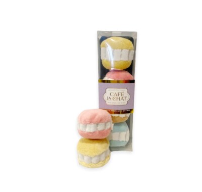FABCAT CAFE LA CHAT MACARONS CAT TOY SET 4pc PLUSH w/ NORTH AMERICAN CATNIP