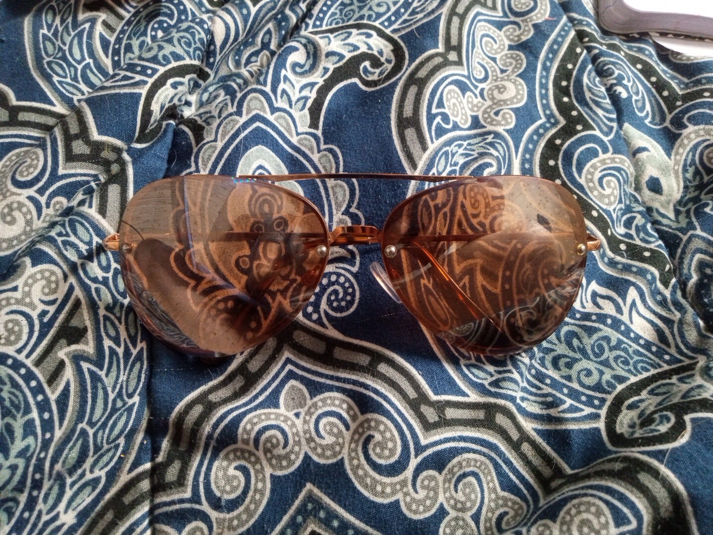 antique aviator sunglasses-image