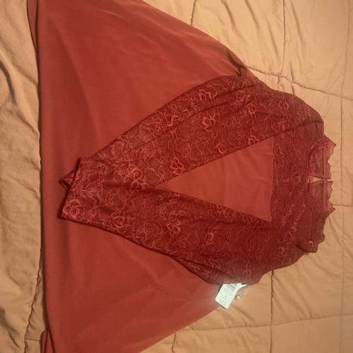 NEW Torrid Burgundy Lace Long Sleeve Shirt (Size 1)