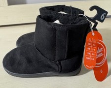 WONDER NATION TODDLER GIRLS FUR LINED BOOTS SHOES SIZE 6 BLACK SUEDE NEW