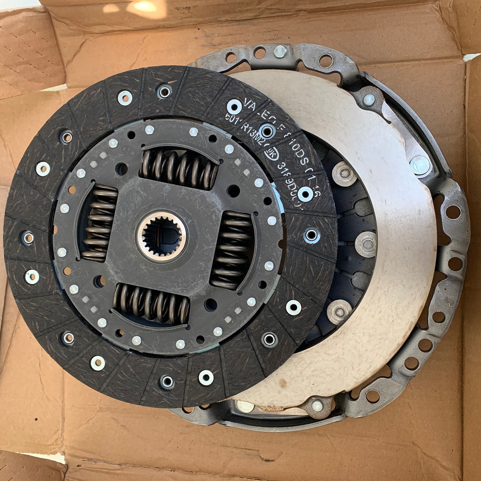 Luk Clutch Kit Fits Renault Clio Megane Scenic Laguna 1.6 16v 622312709 220mm