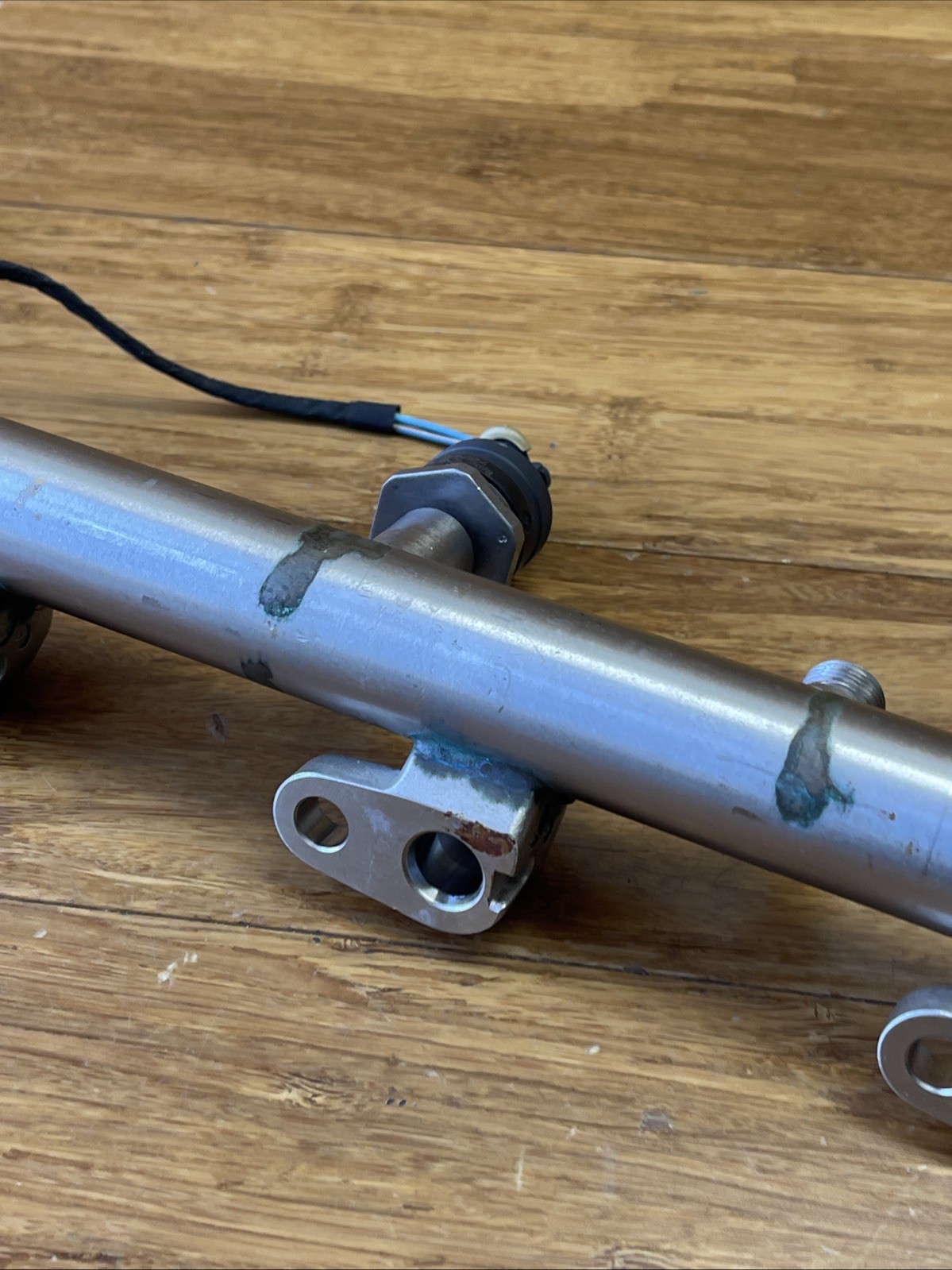 2017-2020 Ferrari Portofino F164 Fuel Rail Injector 297973 10K Miles OEM