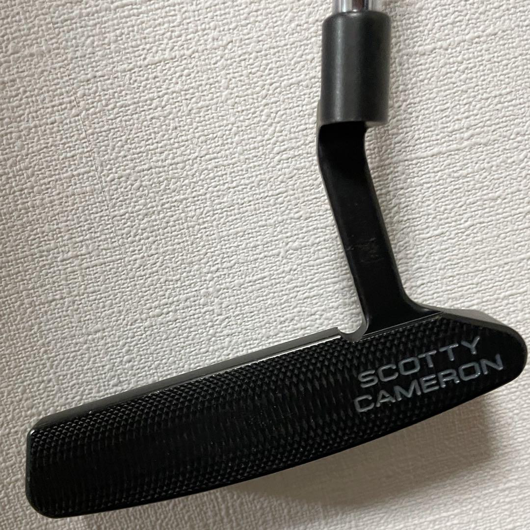 Scotty Cameron Select Newport 2 Putter 33 inches RH Black Scotty Cameron Select Newport 2 Putter 33 inches RH Black