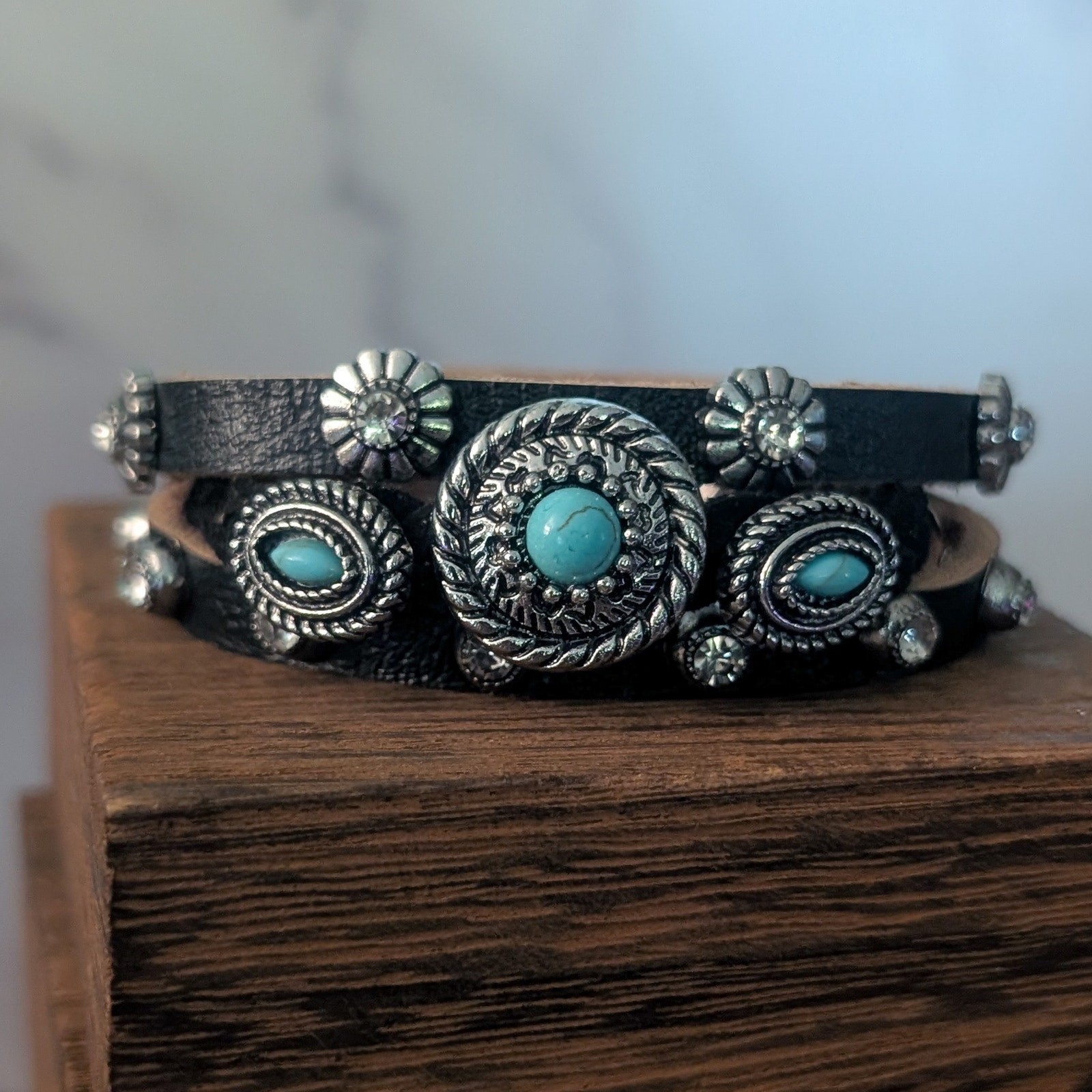 Chunky Statement Bracelet Western Theme Black, Si… - image 2