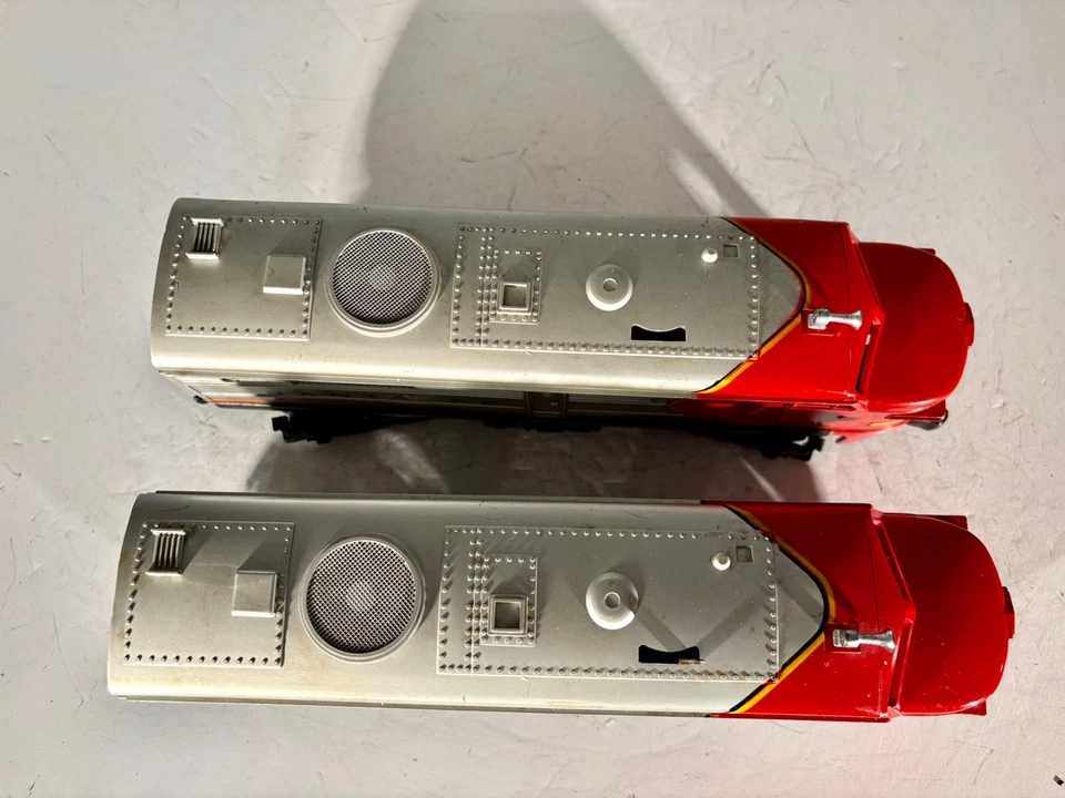 Lionel 218 AA Santa Fe "Warbonnet" Diesel Set, produced 1959-63 - Image 4 of 4