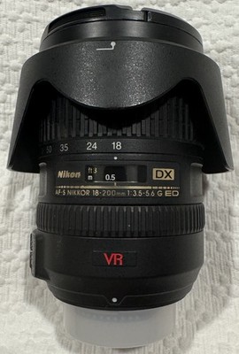 Nikon AF-S DX NIKKOR 18 200mm f/3.5 5.6G ED VR Zoom Lens + OEM HB-35 With Hood