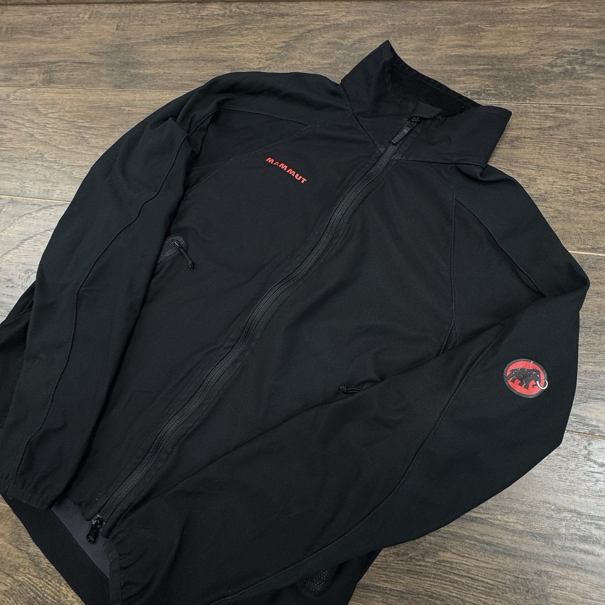 MAMMUT マムート Sサイズ  GORE WIND STTOPER ブラック Mammut Jacket Mens Medium Black Windstopper Soft Shell Full Zip