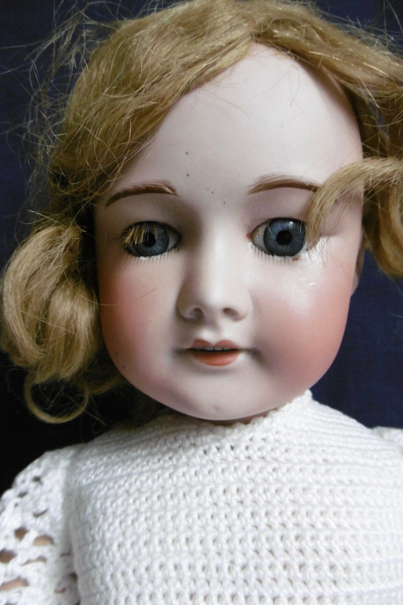 Tête De Poupée Ancienne SFBJ Modèle 301 Taille 2 - En Biscuit (bisque