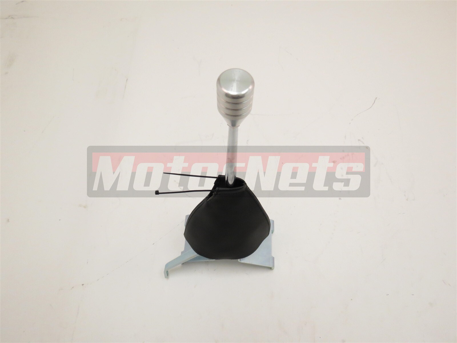 Turbo 400 chrome 12" automatic Rear transmission Chevy GM Twist Lock