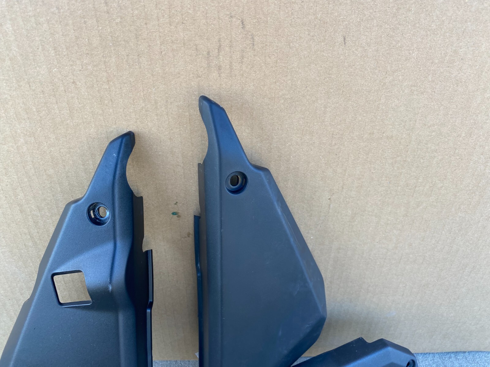 2017-2021 Kawasaki EX650 Fairing Side Cover Left Right Body Foot Frame trim OEM